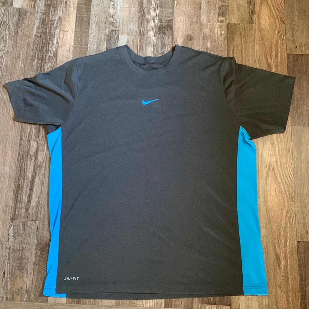 Nike Dri-Fit T-Shirt